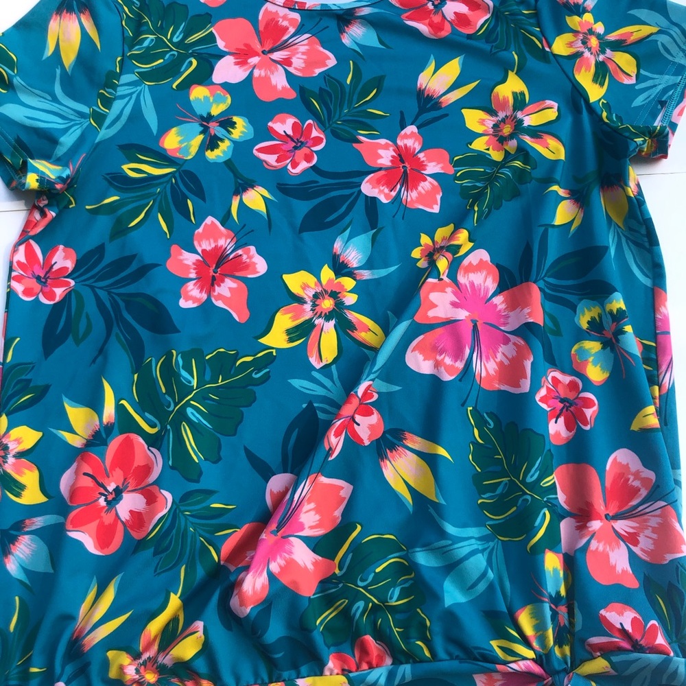 EUC Land’s End Size S Floral Rash Guard